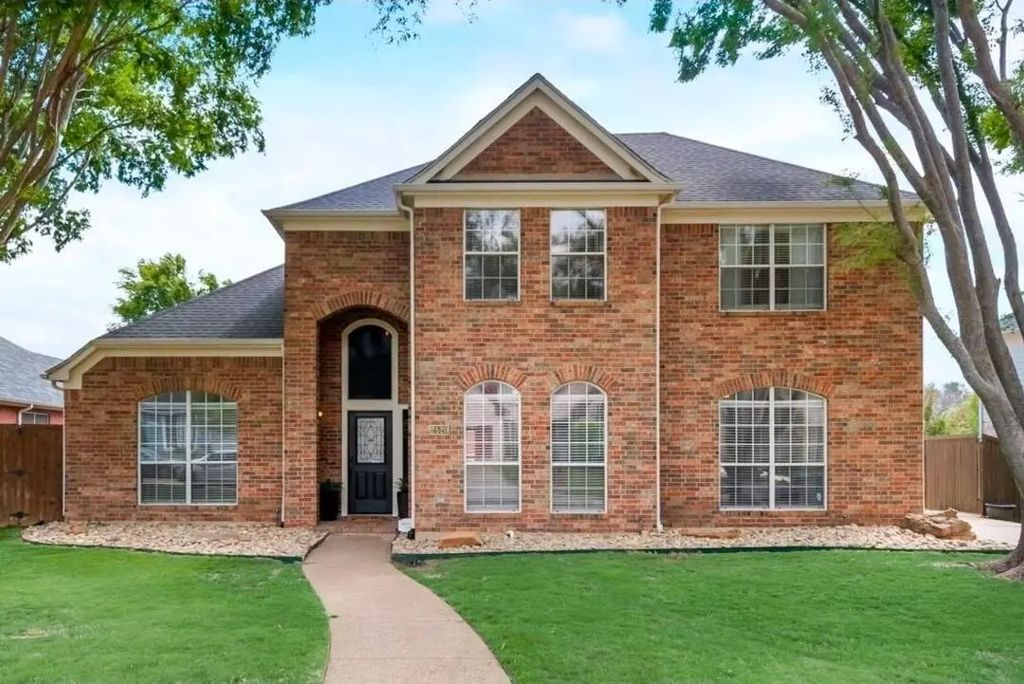 2520 Cornell Drive, Flower Mound