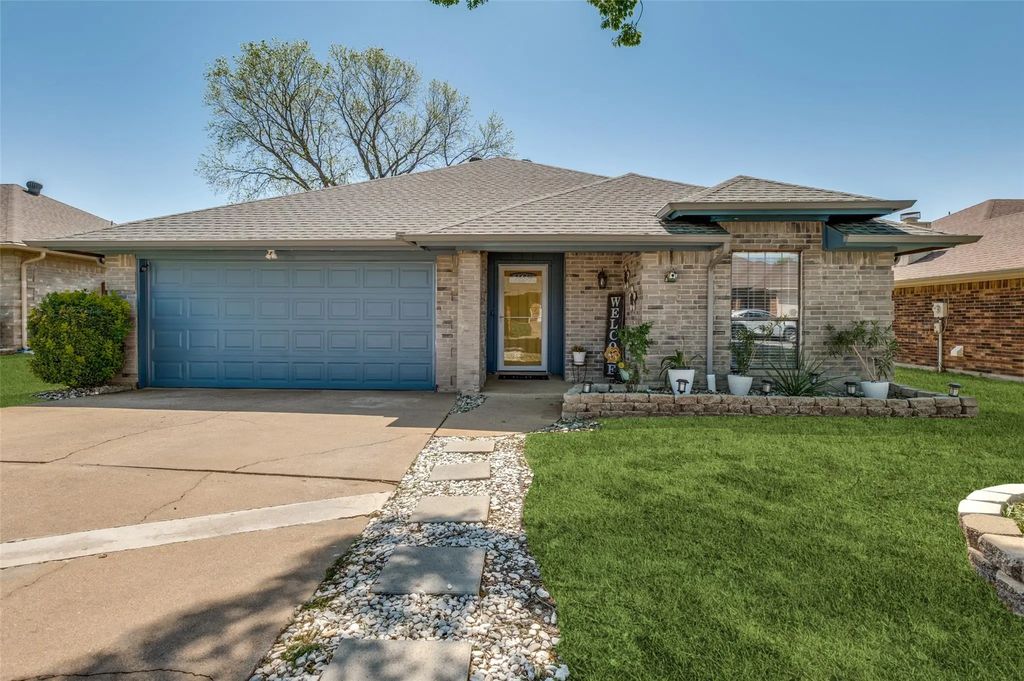 7504 Sean Drive, North Richland Hills