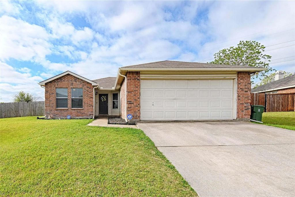 950 White Dove Drive, Arlington