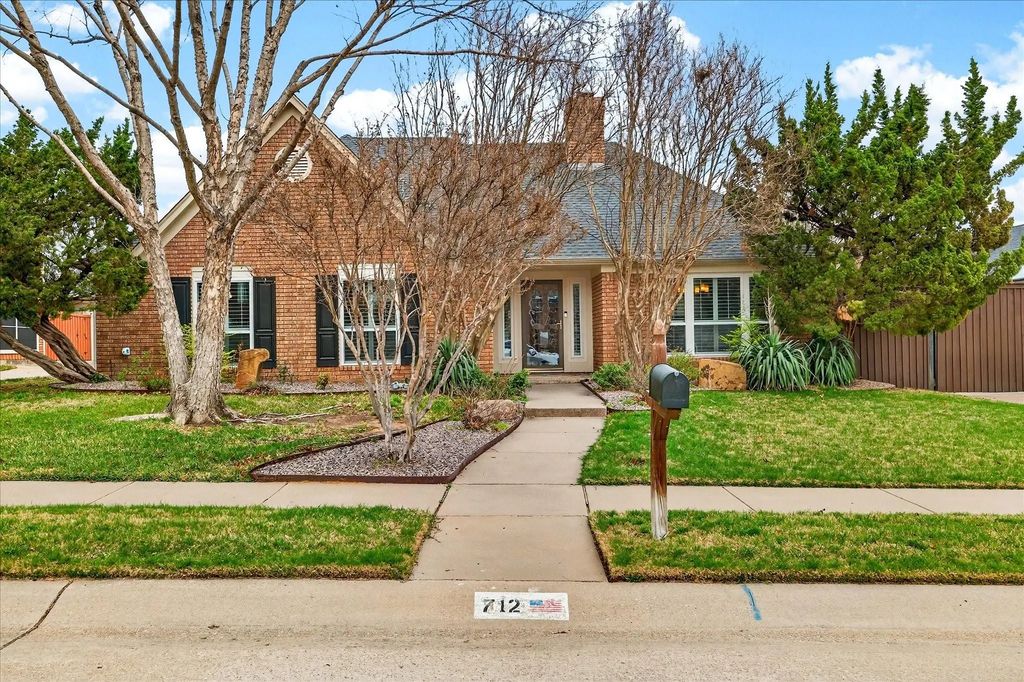712 Shannon Lane, Highland Village