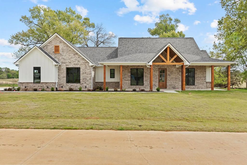 13832 Luka Lane, Tyler