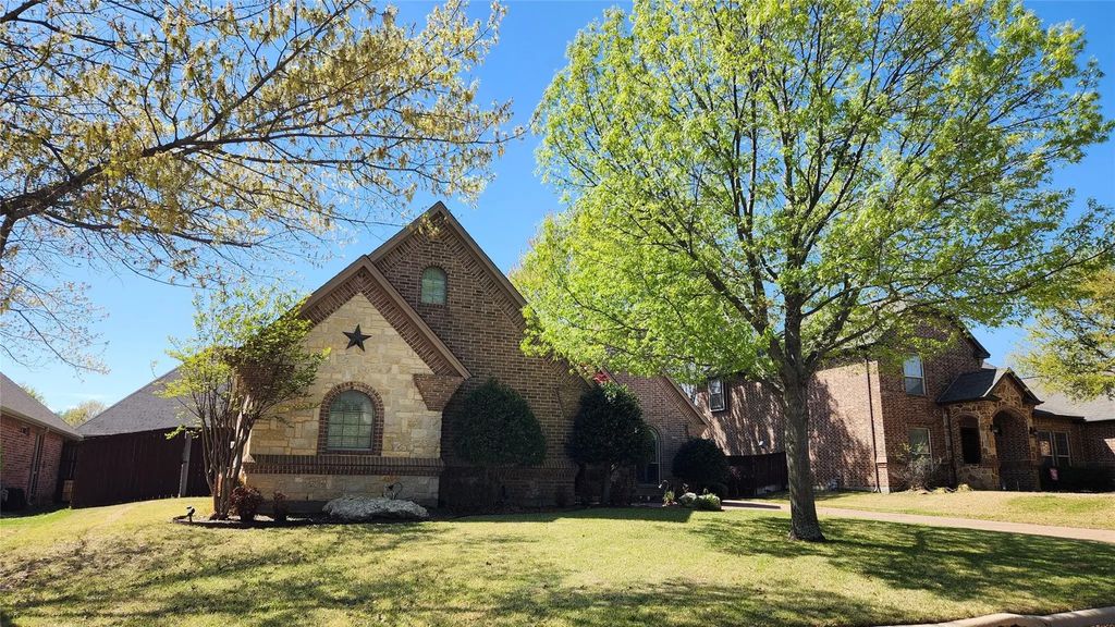 13780 W Riviera Drive, Fort Worth