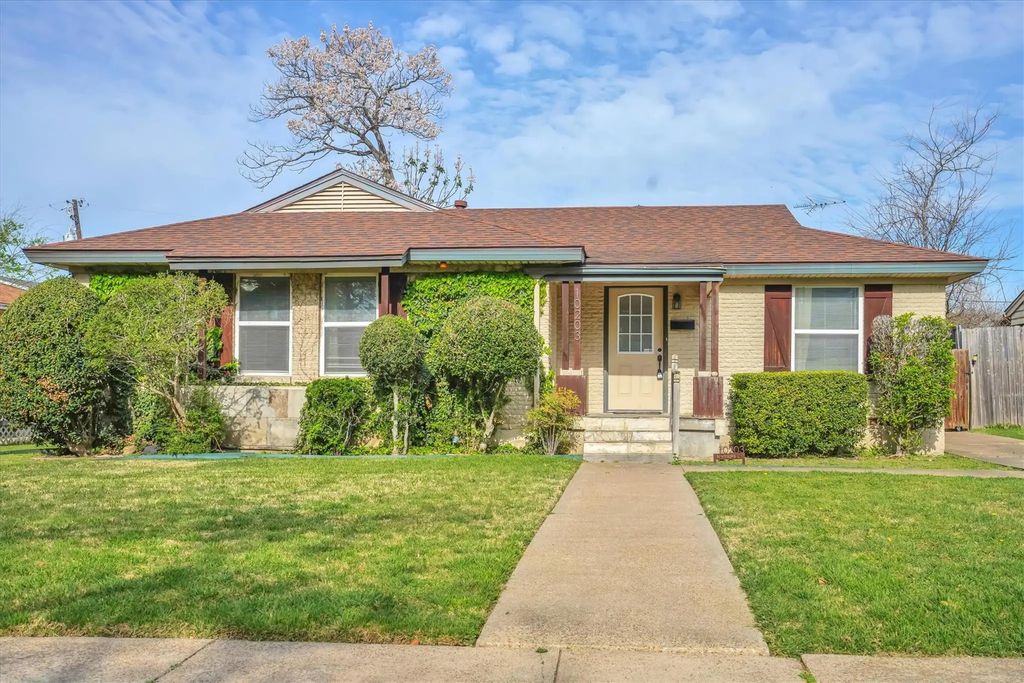 10203 Northlake Drive, Dallas