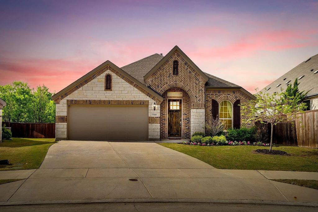 7508 Rhyner Way, Fort Worth