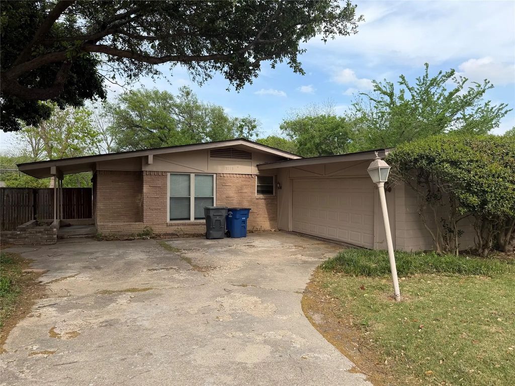 3253 Millmar Drive, Dallas