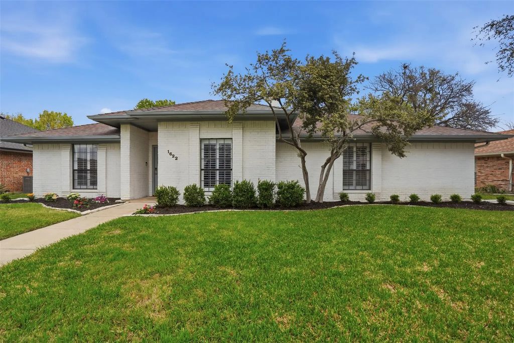 1622 Shadow Moss Way, Carrollton