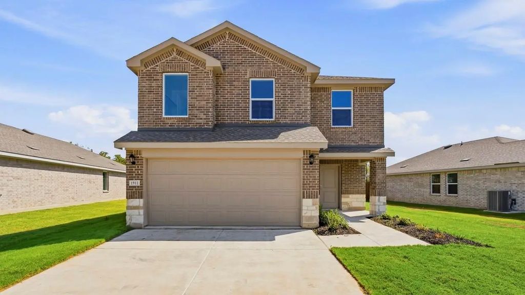 1911 Glory Drive, Bonham