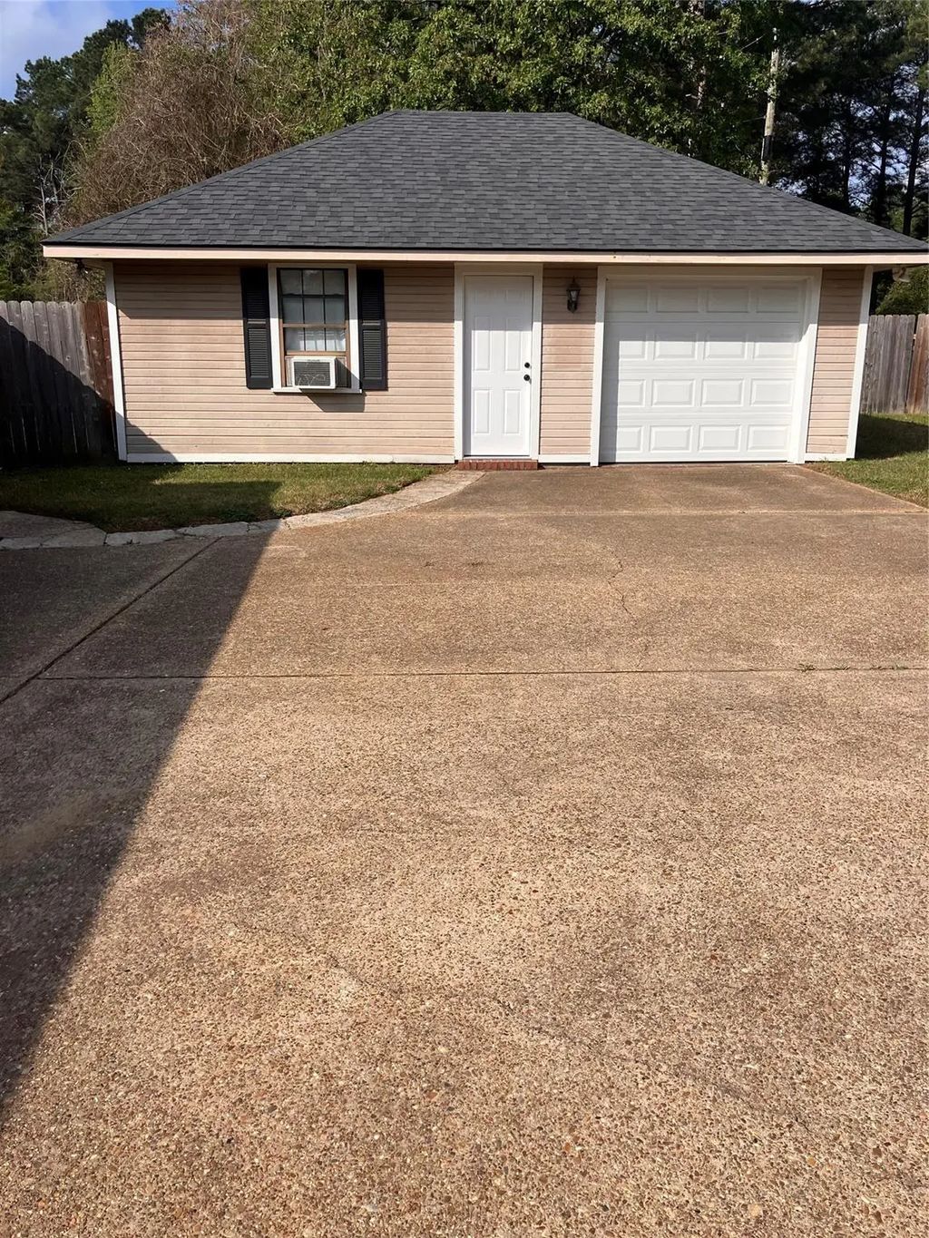 2509 Somersworth Court, Shreveport