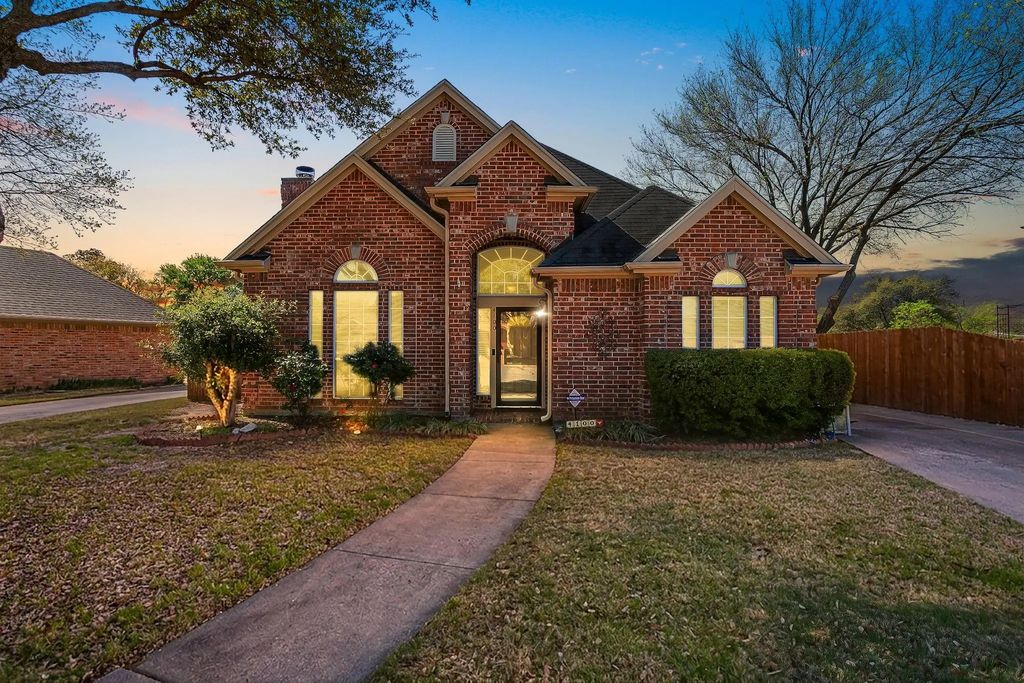 4100 Blue Feather Court, Arlington