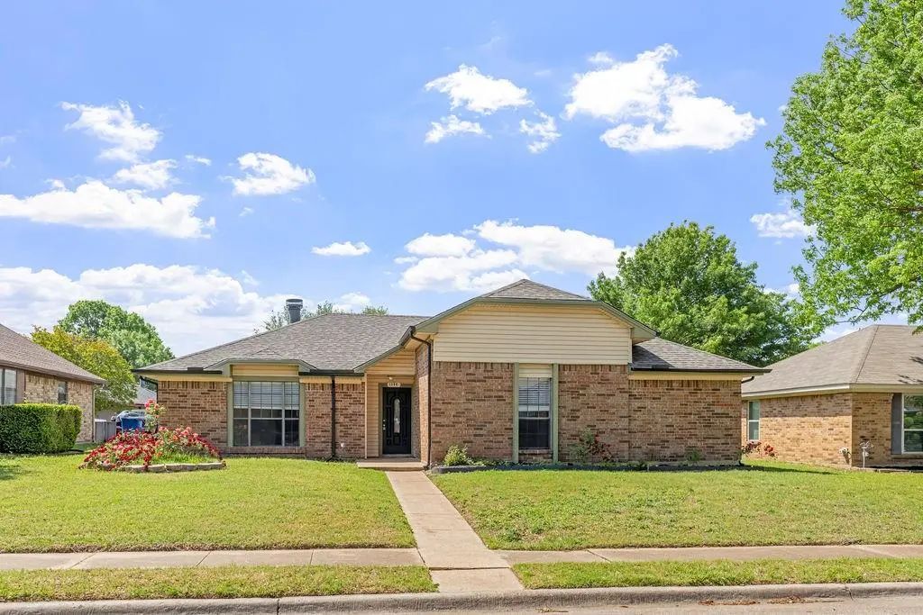 1304 Petunia Drive, Allen