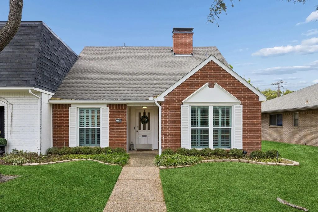 3781 Weeburn Drive, Dallas