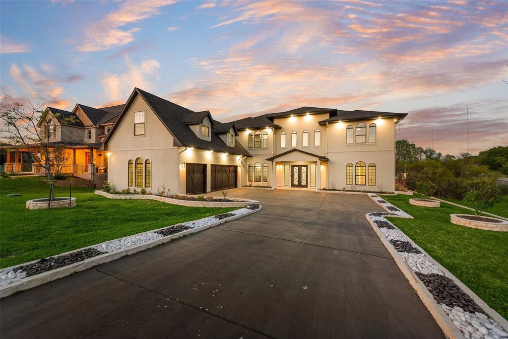 464 Breezeway Court, Cedar Hill