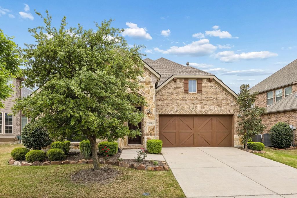 1634 Post Oak Way, Celina