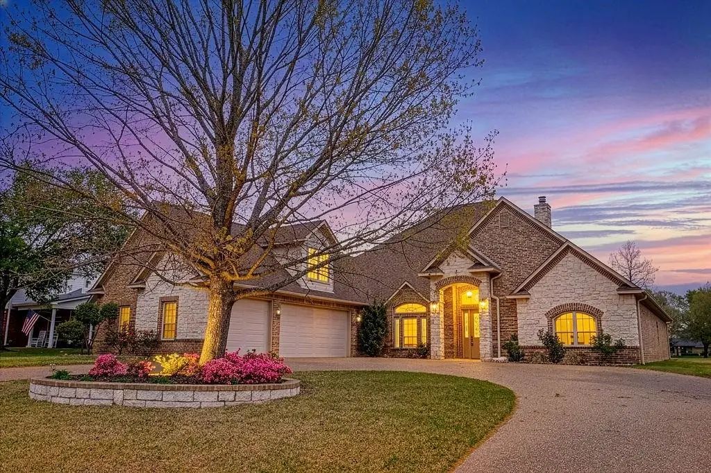 213 Winged Foot Drive, Lindale
