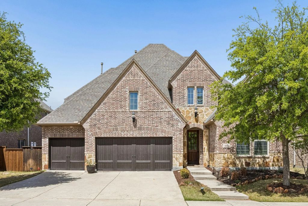 1570 Tumbling River Drive, Frisco