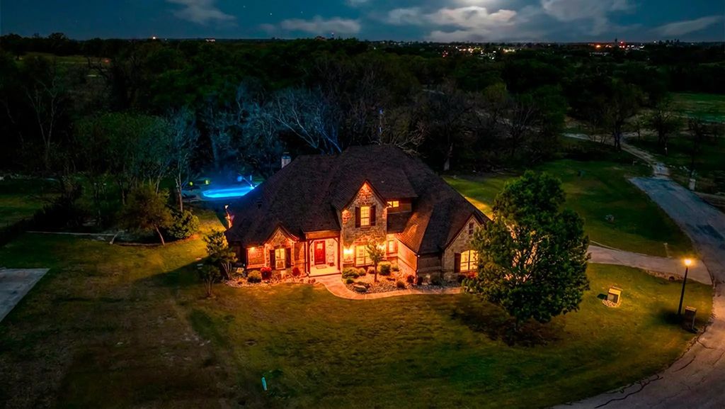317 Arapahoe Ridge, Weatherford