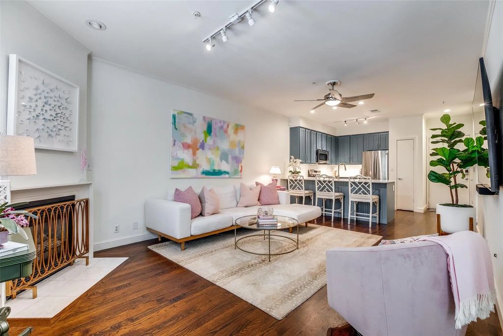 3922 Gilbert Avenue 104, Dallas