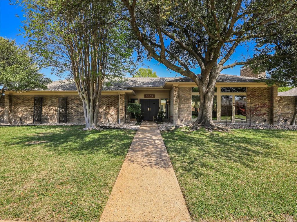 3509 Wandering Trail, Plano