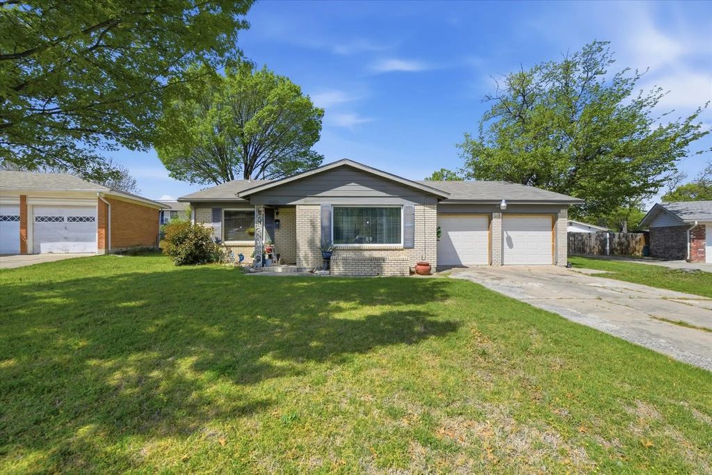 3559 Paramount Street, North Richland Hills