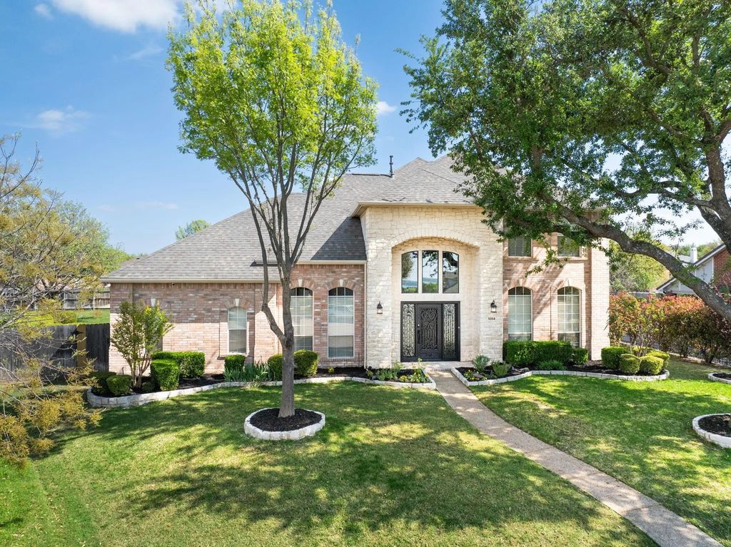 1054 Courtney Circle, Rockwall