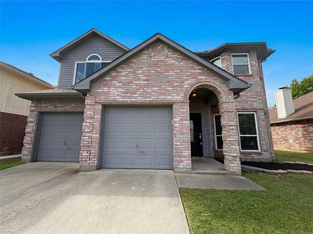 9048 Elbe Trail, Fort Worth