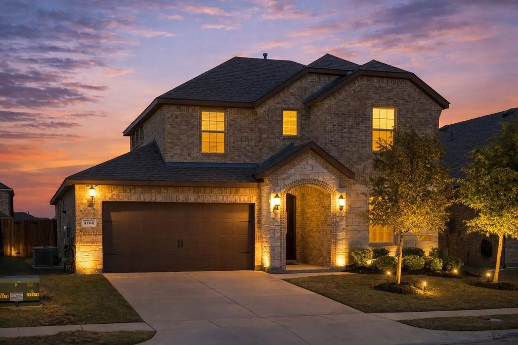 4104 Waldron Trail, Forney