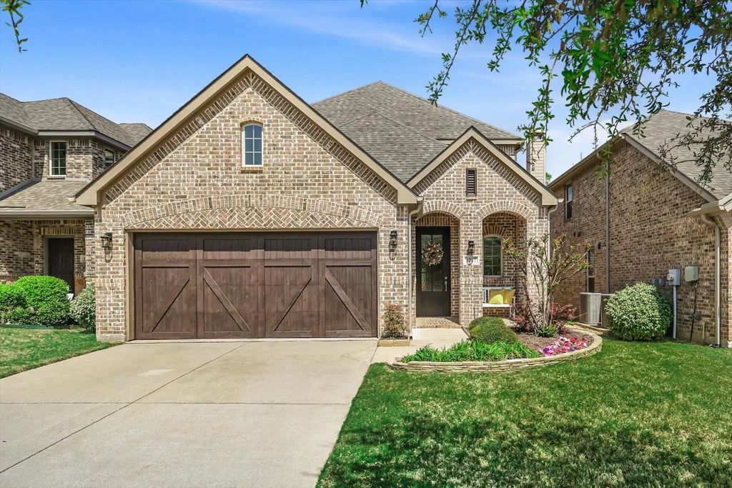1241 Montgomery Way, Argyle