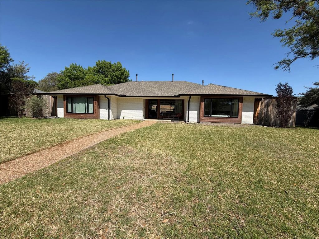 6405 Norbury Drive, Dallas