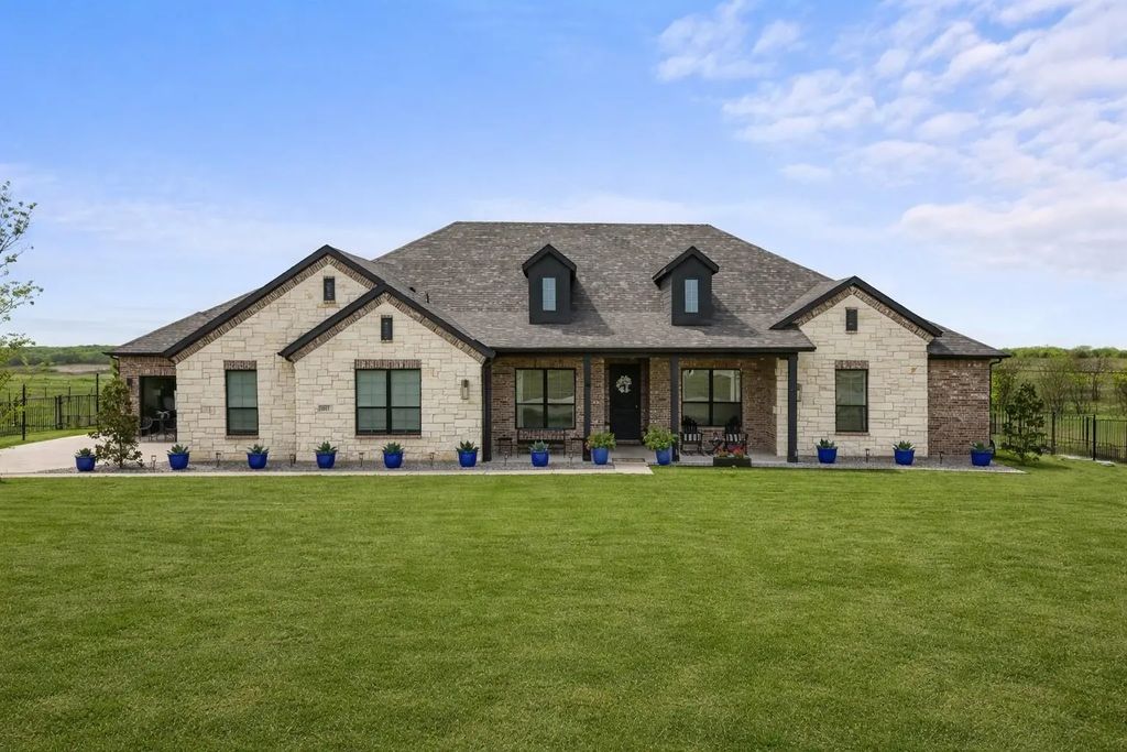 6513 Earley, Mesquite