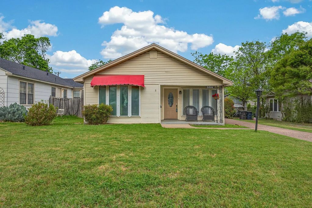 3226 Merida Avenue, Fort Worth