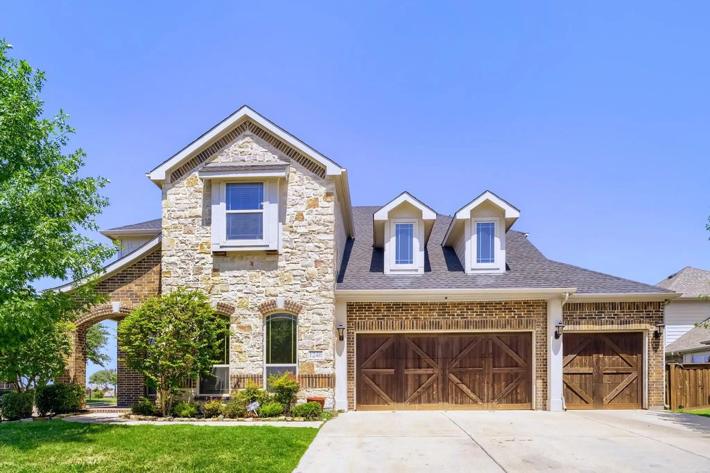 1246 Wedgewood Drive, Forney