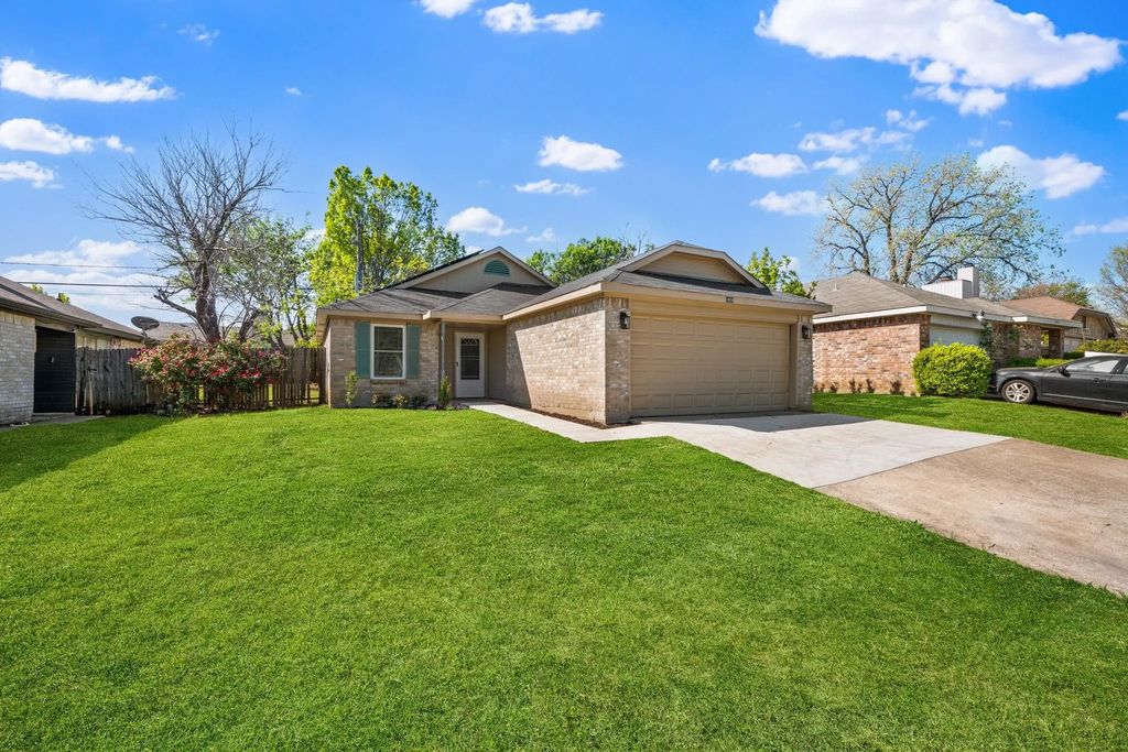 1404 Woodfern Drive, Arlington