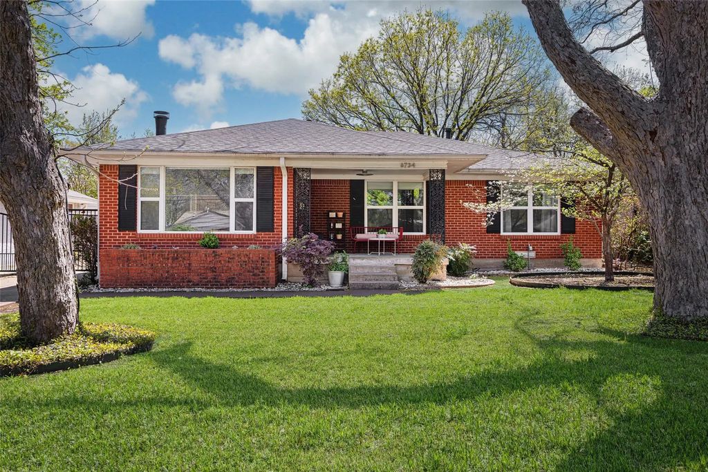 6734 Blessing Drive, Dallas