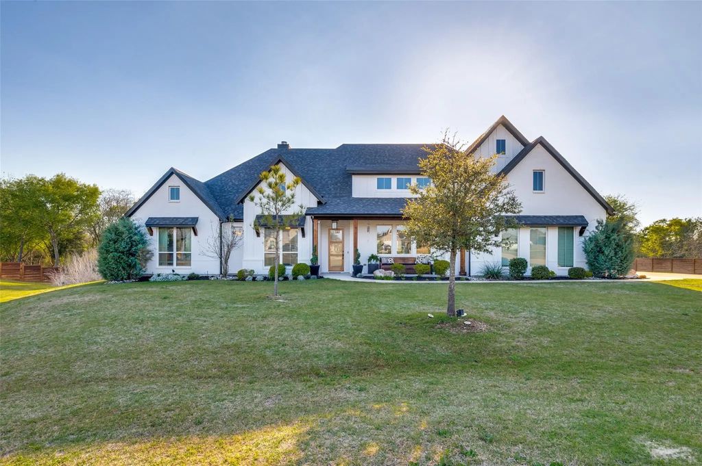 450 Cobb Lane, Waxahachie