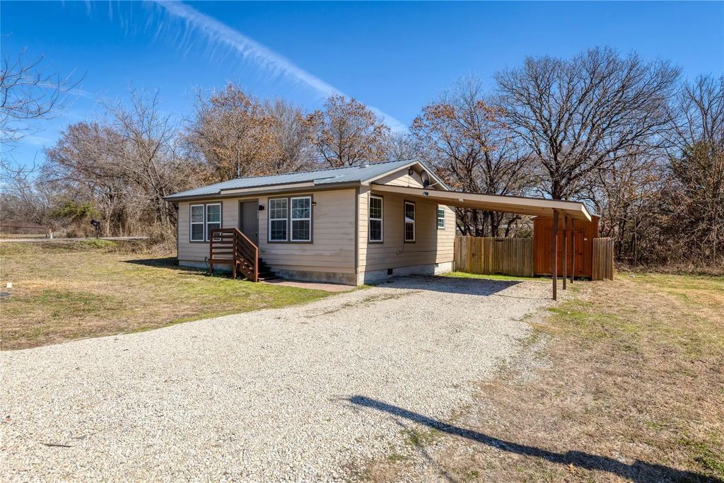 101 Spring Valley Circle, Azle