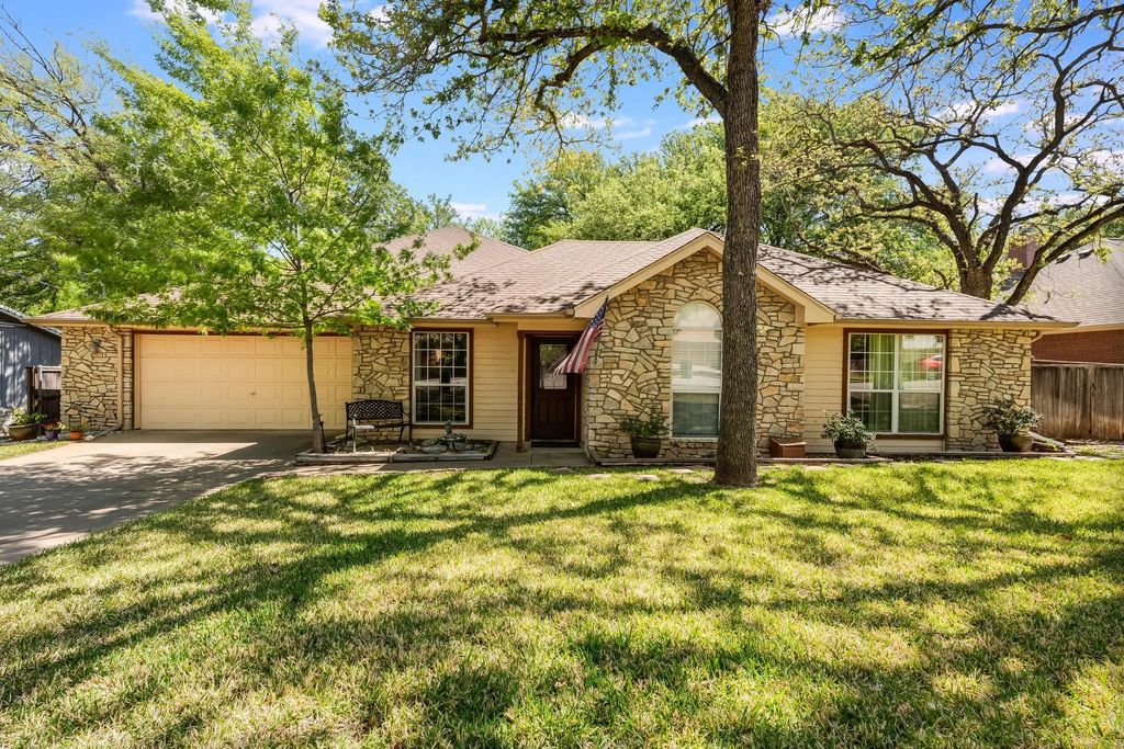 4112 Mojave Drive, Granbury
