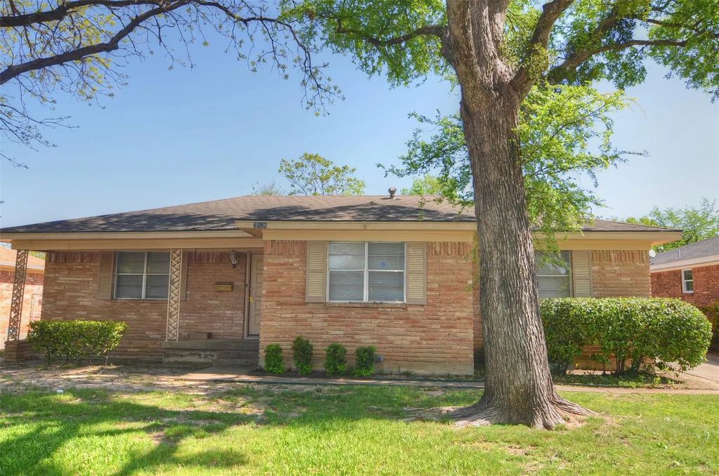 2528 Saint Francis Avenue, Dallas