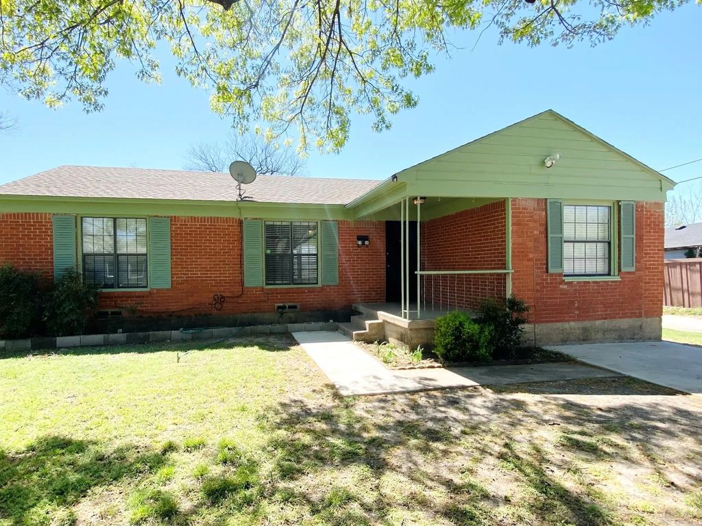 2114 Dunloe Avenue, Dallas