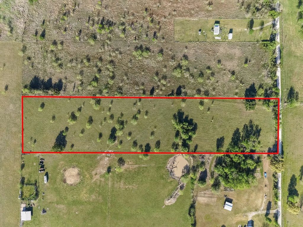 12631 County Road 3270, Kerens