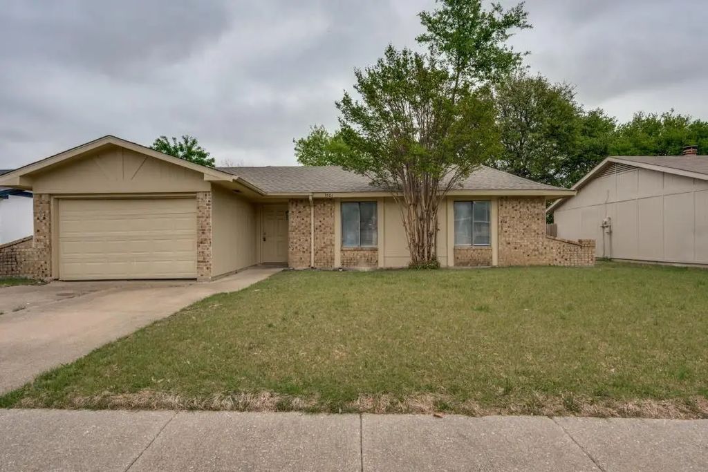 3501 Hickory Hill Drive, Arlington
