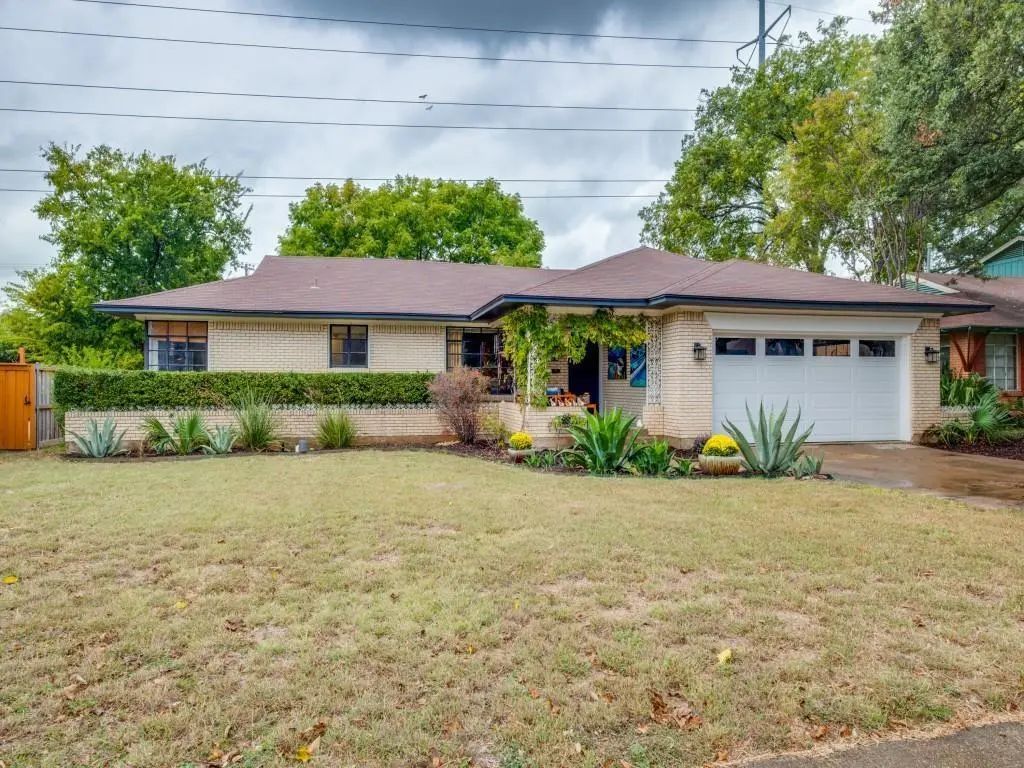 9753 Carnegie Drive, Dallas
