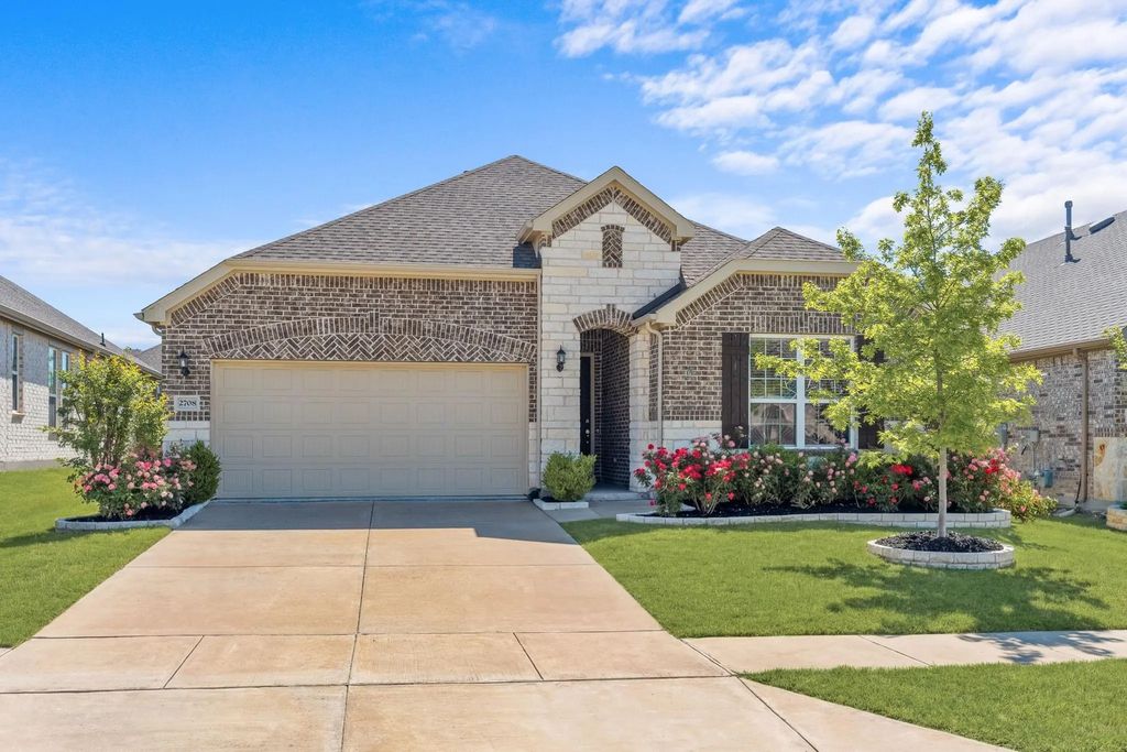 2708 Southampton Drive, McKinney