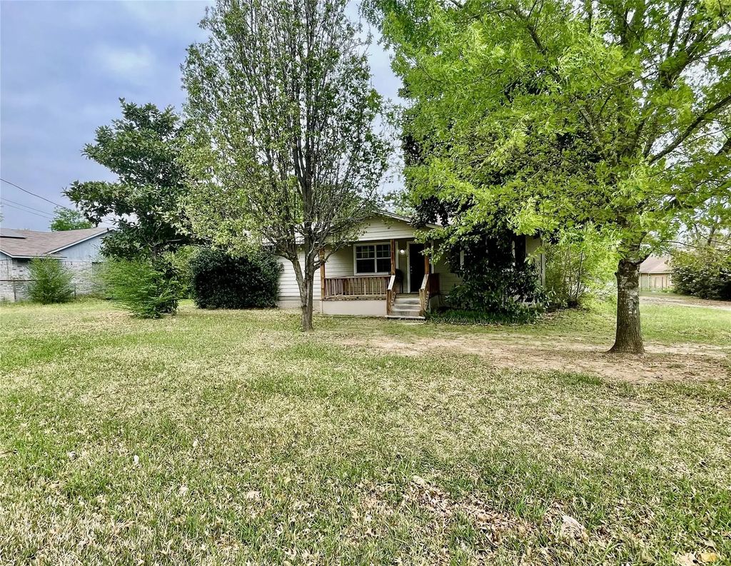 312 N Richardson Street, Grand Saline