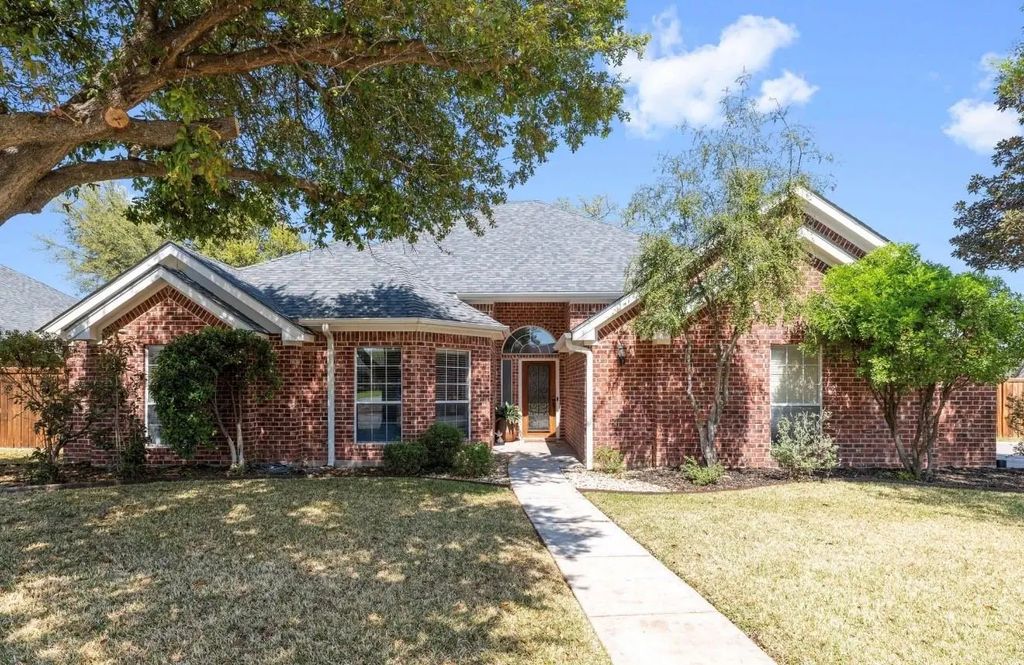 2709 Grey Fox Trail, Brownwood