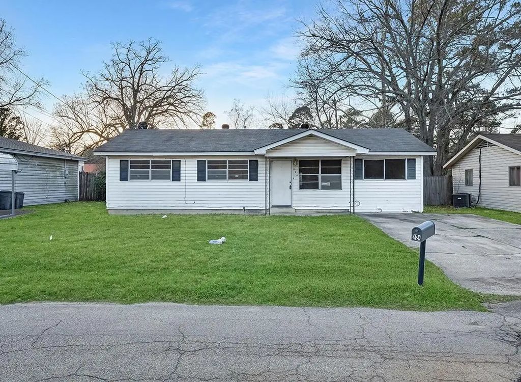 224 Shellwood Drive, Wake Village
