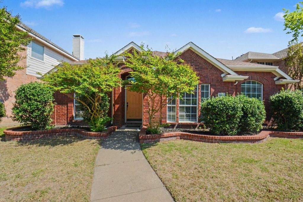 3921 Iris Court, McKinney