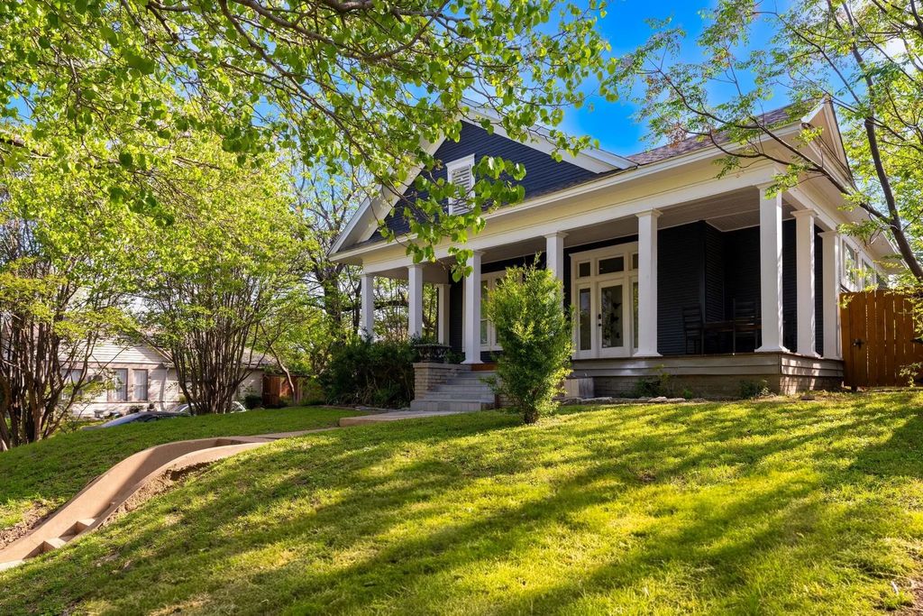 918 Elsbeth Street, Dallas