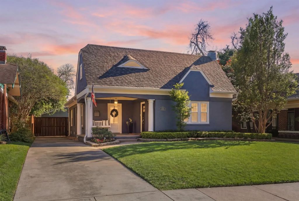 5250 Goodwin Avenue, Dallas