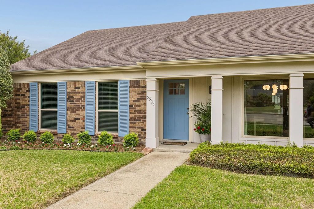 3905 Las Brisas Drive, Plano