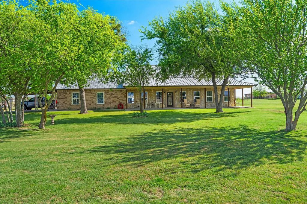 1230 Sweet Springs Road, Weatherford